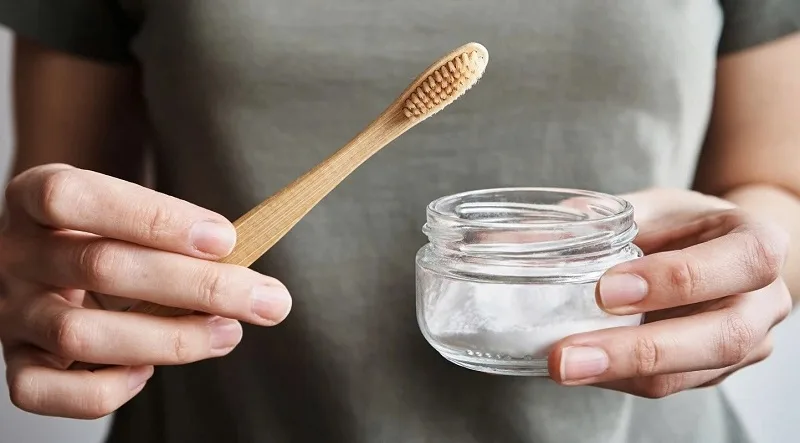 cach-lam-trang-rang-bang-baking-soda